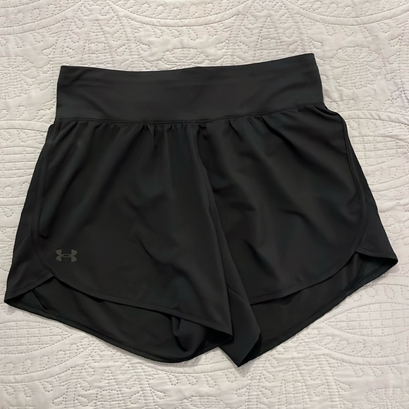 Women’s Black Under Armour Stamina Running Shorts - Picture 2 of 7